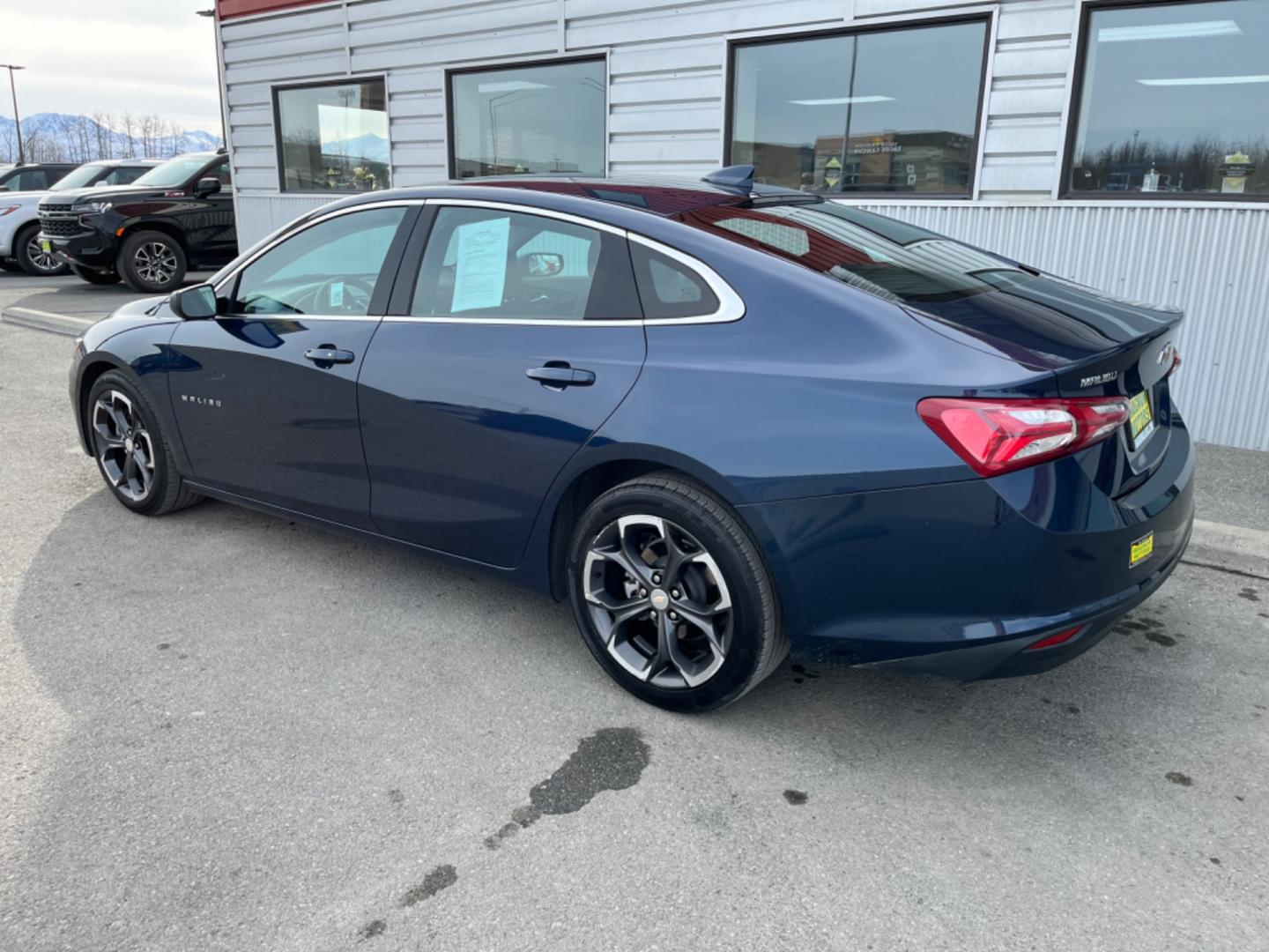 2022 BLUE /Black CHEVROLET MALIBU LT (1G1ZD5ST7NF) with an 1.5L engine, Continuously Variable transmission, located at 1960 Industrial Drive, Wasilla, 99654, (907) 274-2277, 61.573475, -149.400146 - Photo#2